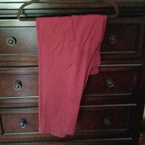 Maternity capri pants